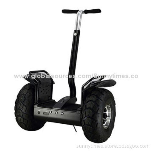 Smart balancing scooter